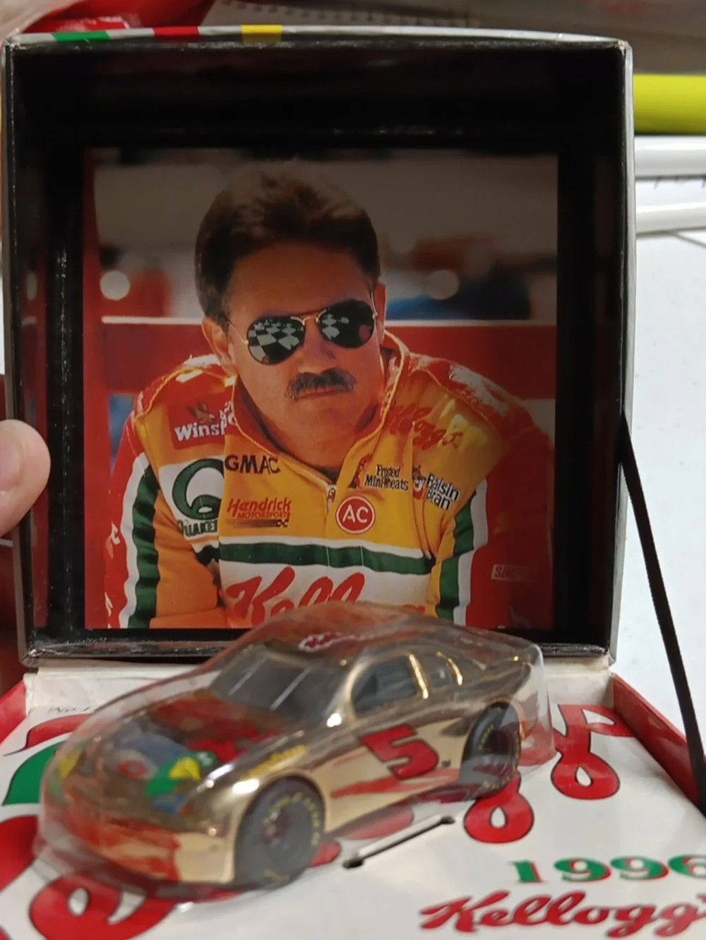 White Rose Collectibles 1996 Kellogg's Champion Terry Labonte New In Box